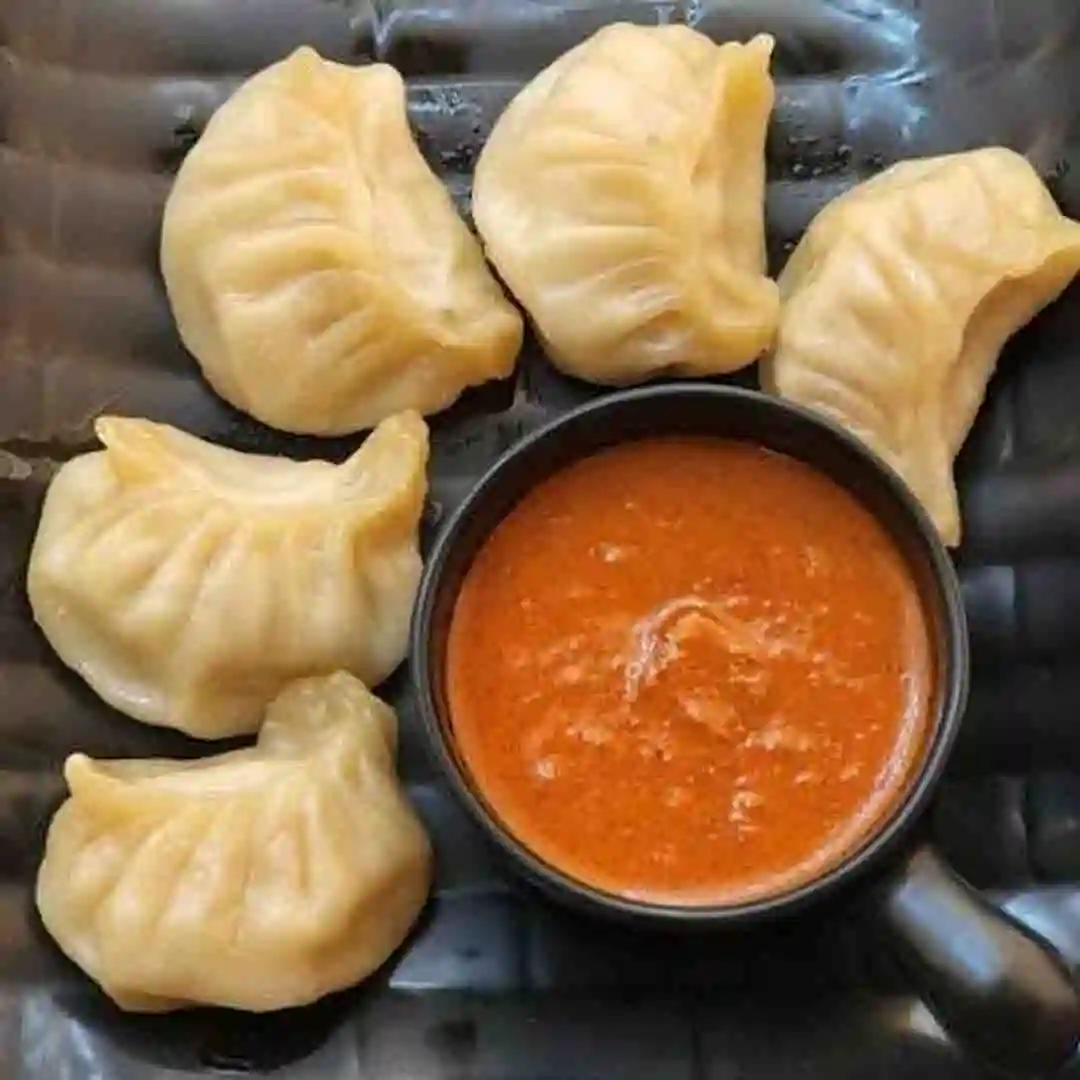 Momos